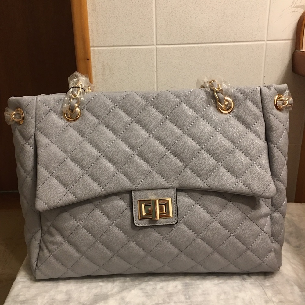 NWT!!! ELLO Quilted vegan leather Tote Bag in Gray